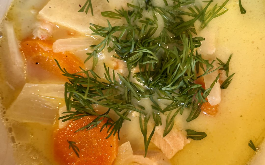 Fisksoppa med kokosmjölk och räkor